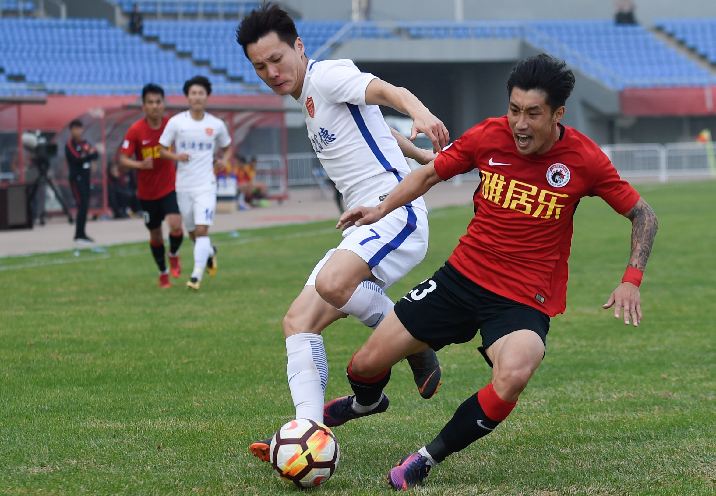 B体育体育新闻-包含成都谢菲联不敌延边富德，失分滑落的词条