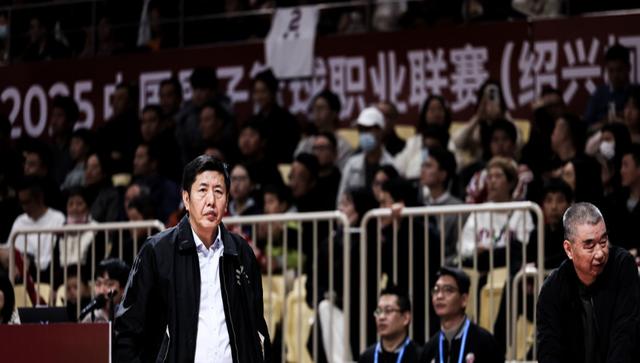 关于上海男篮惜败浙江队，惊险比分落败的信息
