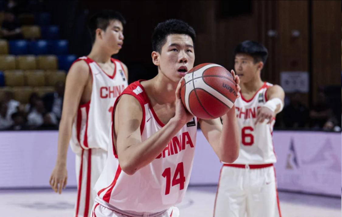 B体育体育平台-关于新秀球员崭露头角，为球队带来新的希望的信息