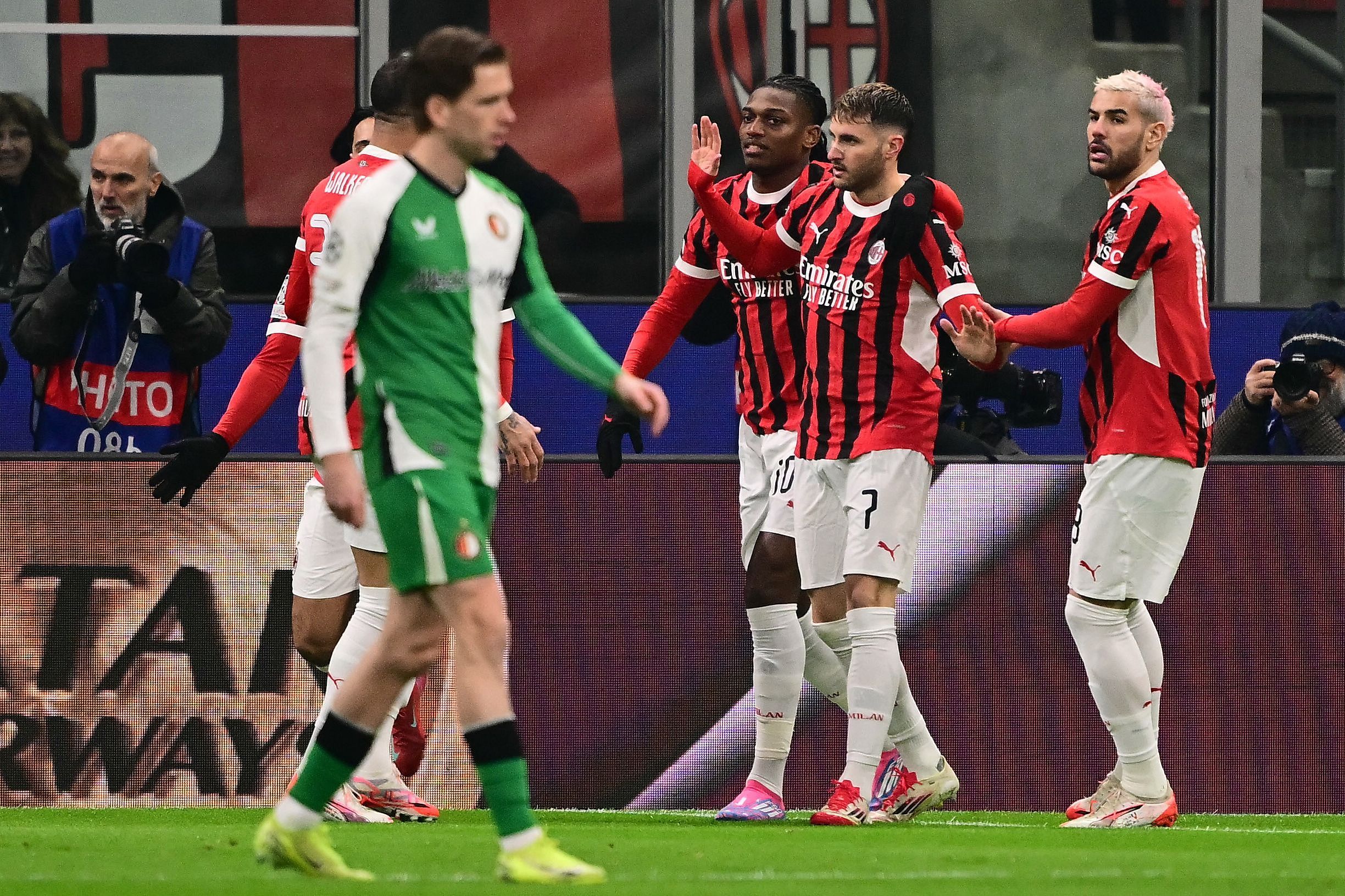 欧预赛:波兰客场不敌匈牙利,战绩不佳 欧预赛:波兰客场不敌匈牙利,战绩不佳