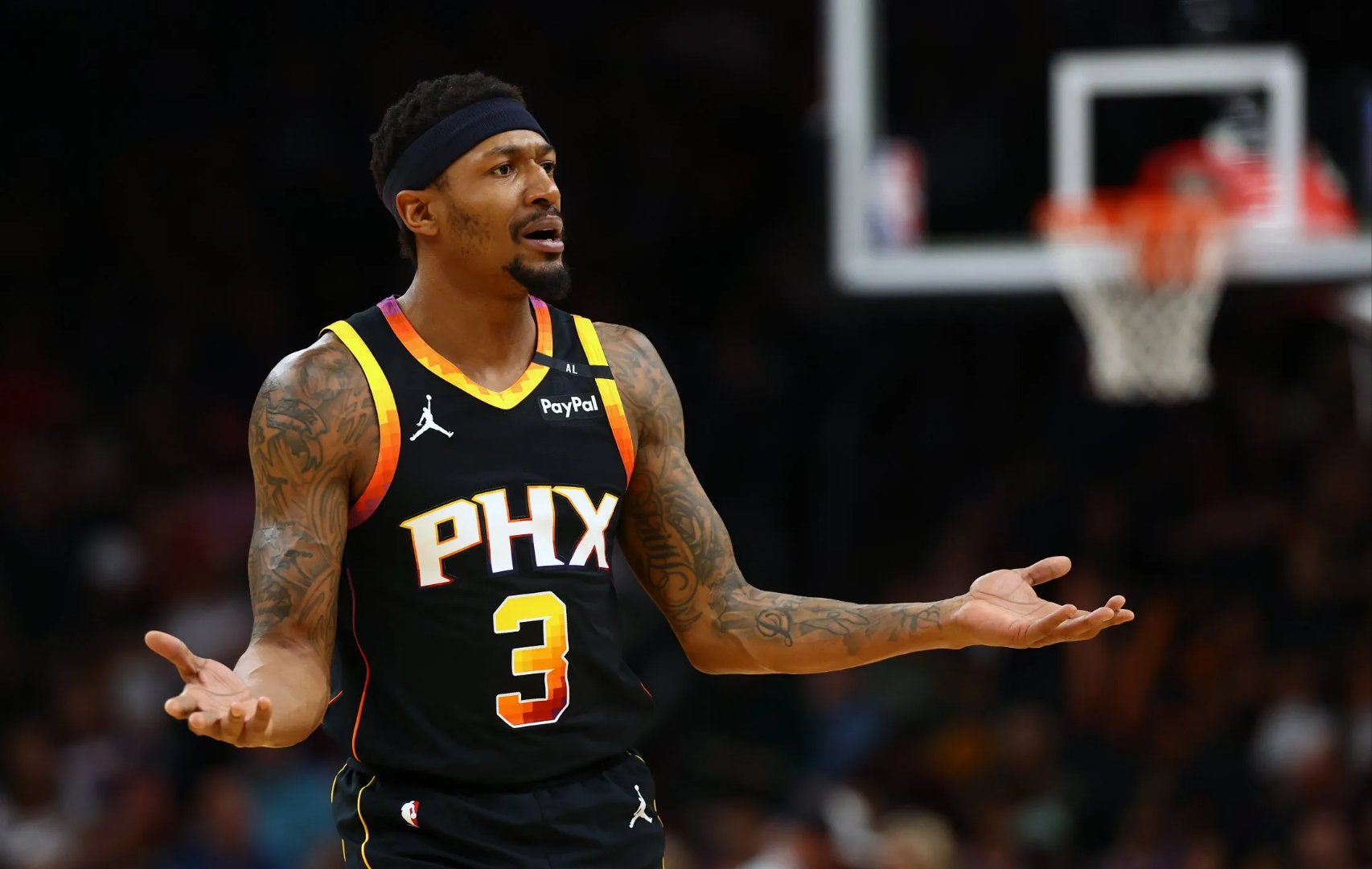 太阳主帅表态不满球队表现，要求球员积极改进