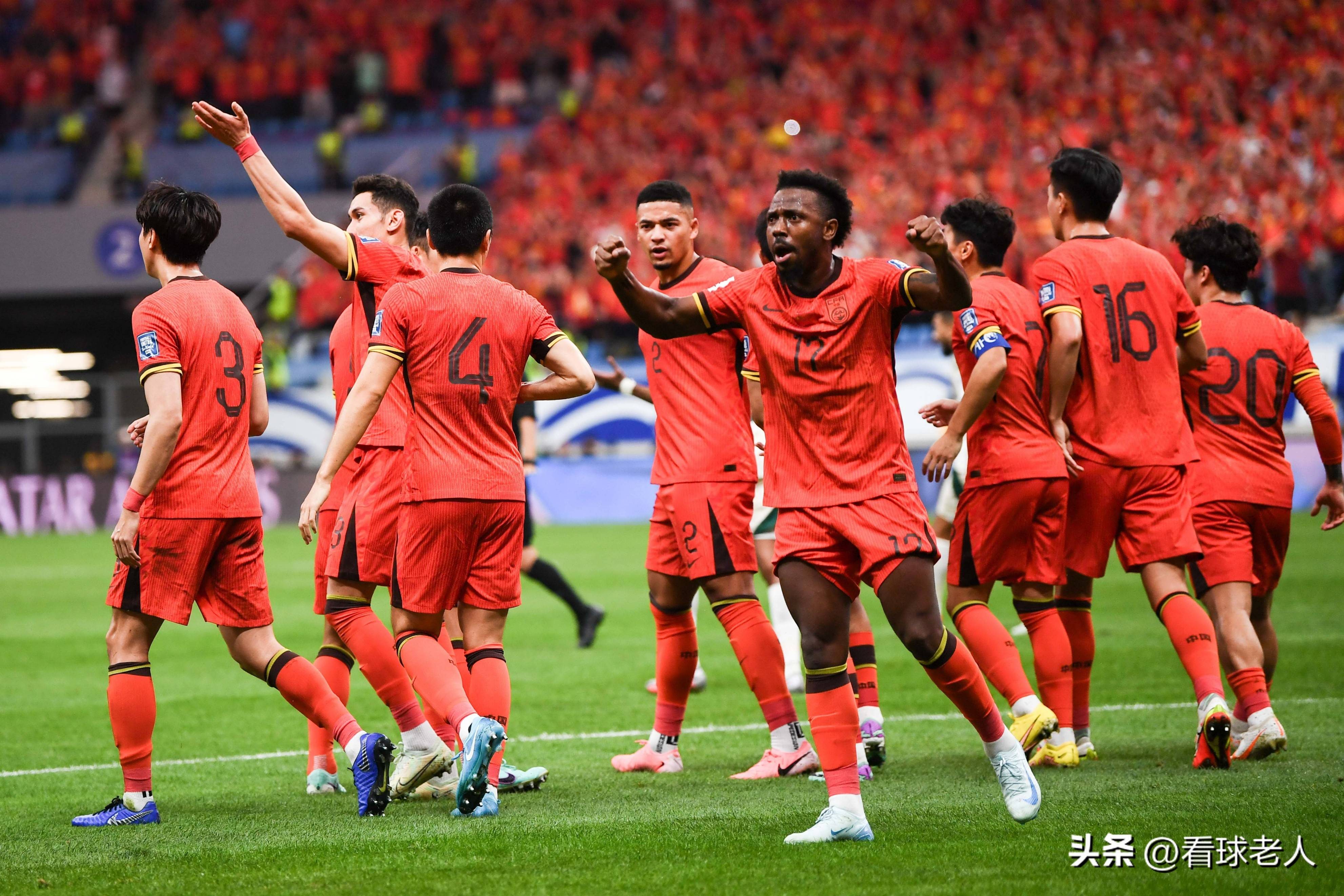 包含国内外球队在激烈比拼，胜者将高发的词条