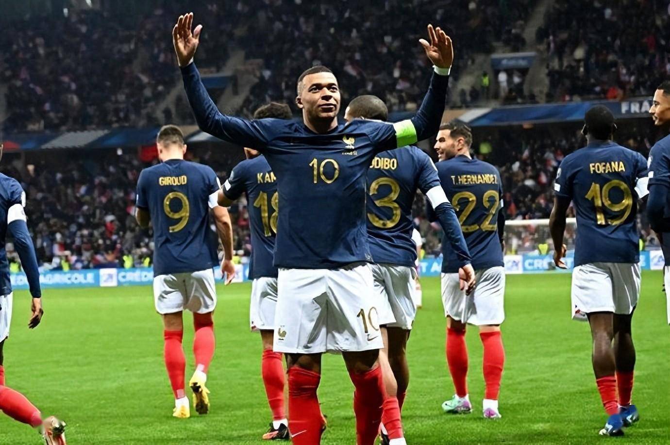 法国球队在国际比赛中发挥出色 法国球队在国际比赛中发挥出色